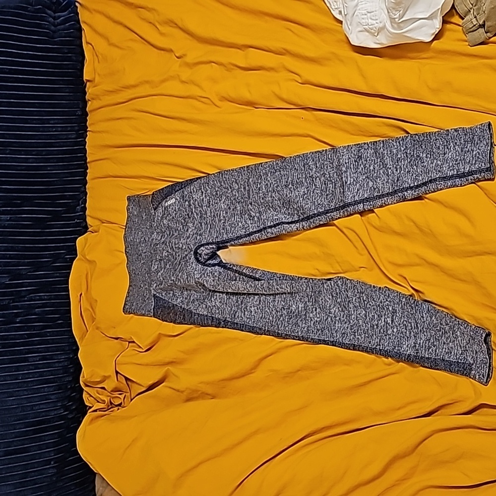 Gymshark Leggings (Size Small)